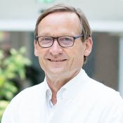 Prof. Dr. Chefarzt Dietmar Simon - Allgemeinchirurgie