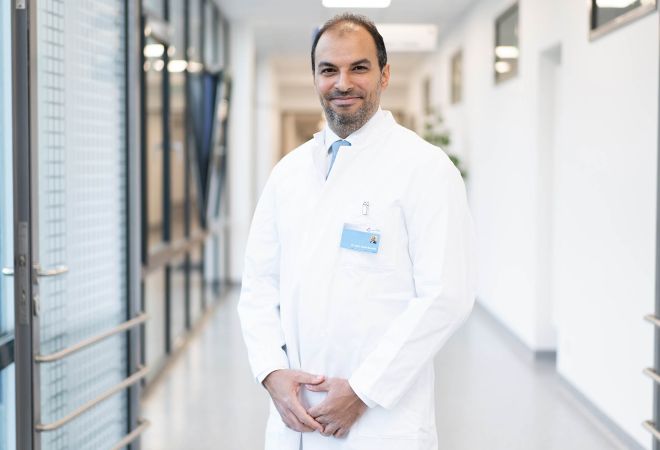 Dr. CA Eslam Darwish - Wirbelsäulenchirurgie