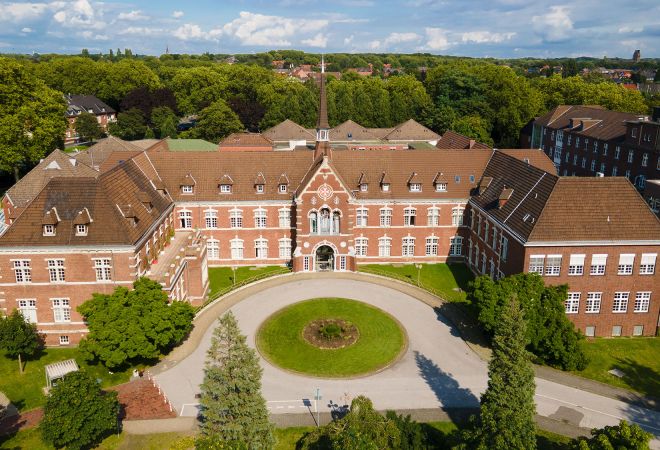 Drohnenaufnahme des Johanniter Krankenhaus Oberhausen