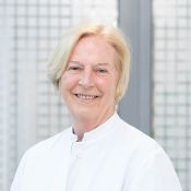 Portrait: Dr. Tanja-Huberta Staal